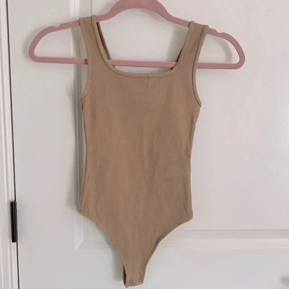 abercrombie & fitch Tan bodysuit size XXS NWOT - Picture 1 of 2